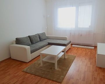 3-izbový byt na prenájom v centre mesta Dunajskej Stredy