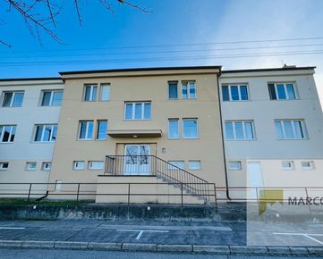 BÝVAJTE AKO V RODINNOM DOME, 3-izbový byt Bratislava -VAJNORY, 79 m2, 2/2, garáž, 2x záhradka, 2x pivnica