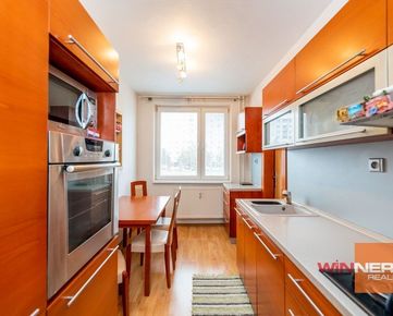 Exkluzívne na predaj priestranný 3-izbový byt v Michalovciach