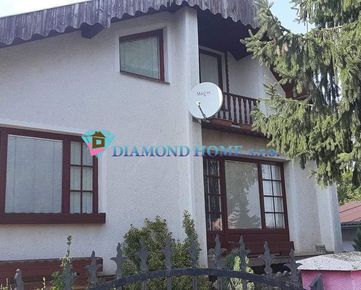 DIAMOND HOME s.r.o. Vám ponúka na predaj pekný 5 izbový rodinný dom v obci Šrobárová okres Komárno