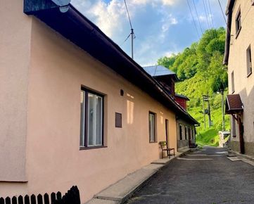 Na predaj zaujímavý rodinny dom v obci Turecká pri Banskej Bystrici