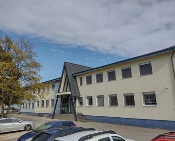 Na prenájom moderné kancelárske priestory s parkovaním, Košice Južná Trieda