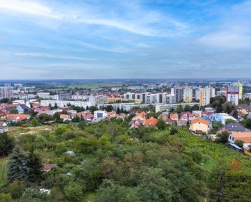 HOUSE & WEBER I STUPAVSKÁ, 518m2, IS na pozemku, PANORAMATICKÝ výhľad na Bratislavu