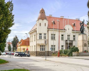 Ponúkame na prenájom krásne zrekonštruovanú budovu v centre mesta Trnava
