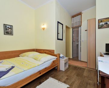 Dlhodobý prenájom – 1-Izbový apartmán (pre 1 osobu) v penzióne v rakúskej obci Wolfsthal – 5 km od Bratislavy