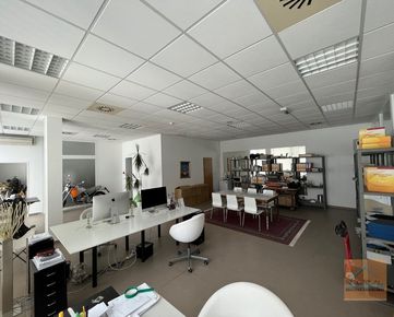 Predaj obchodného/kancelárskeho nebytového priestoru situovaného v átriu bytového komplexu, Trnavská cesta, BA II - Ružinov