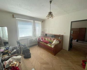 TUreality ponúka na predaj 2 izbový byt v okresnom meste Žiar nad Hronom, 67 m2