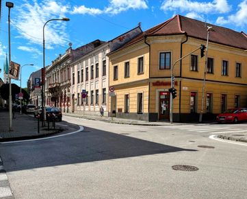 Predaj krásnej historickej budovy v centre Nitry na Farskej ulici