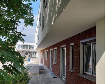 2 izbový byt s terasou v novostavbe v štandarde - Michalpark - 30 km od BA (R7)