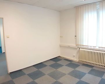 42 m2  – kancelárie pri OC Centrál / Trnavské mýto