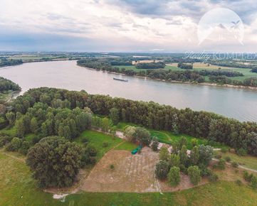 Reality KOMPLEX s.r.o Vám ponúka pozemky na PREDAJ v čarovnej prírode veľmi blízko Dunaja neďaleko Komárna