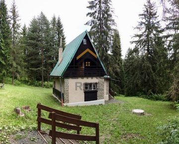 NA PREDAJ - rekreačná chata v nádhernom tatranskom štýle v oblasti Tatranský Lieskovec