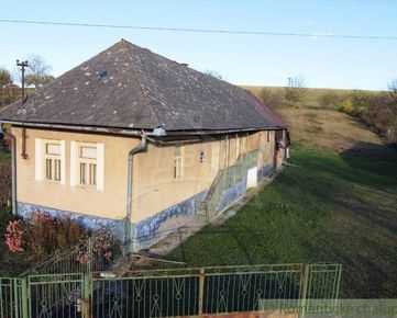 Vidiecky dom v blízkosti mesta Humenné - Karná