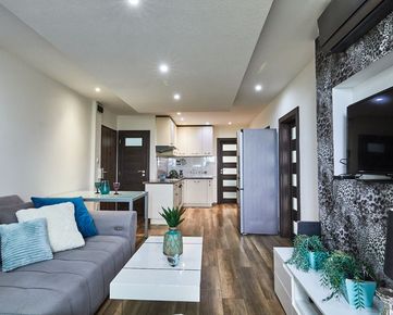 Nová cena / Kompletne zrekonštruovaný 3 izbový byt so zmenenou dispozíciou a s presklenou lodžiou