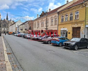 ADOMIS - predáme komerčný priestor 74m2(4x kancelária - obchod) so vstupom priamo z Alžbetinej ulice, historická budova, Košice centrum