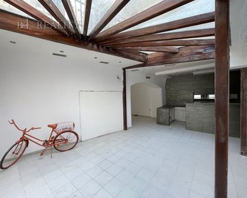 Komerčné priestory na prenájom, 85 m2, prízemie, Štúrovo námestie, Trenčín / centrum
