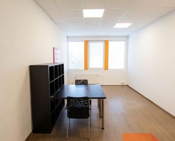 Ponúkame na prenájom zrekonštruované kancelárske priestory o výmere 22,74 m2 na Levočskej ulici.