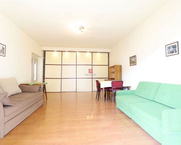 HERRYS - Na predaj 3-izbový byt s veľkorysou výmerou a vlastnou garážou v Ružinove - Teslova ulica