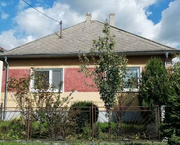 Sološnica -predaj rodinného domu v centre obce 