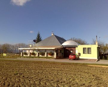 Reštaurácia v obci Hrádok, okr. Nové Mesto nad Váhom - ID 13016