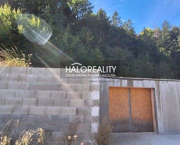  HALO reality - Predaj, pozemok pre rodinný dom   1100 m2 Badín - IBA U NÁS