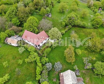 !!! ZNÍŽENÁ CENA !!!  Predám rodinný dom na polosamote v Hodruša Hámre časť Kopanice v Štiavnických vrchoch