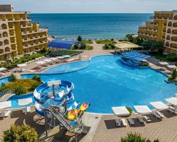 3 izbový apartmán s výhľadom na more, Midia Grand Resort, prvá morská línia, Aheloy, Bulharsko