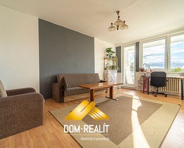 DOM-REALÍT ponúka  3i byt v pôvodnom stave s komorou a šatníkom, Tilgnerova ul., Karlova Ves