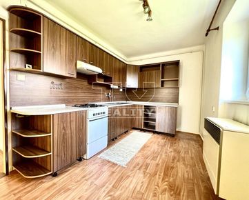 EXKLUZÍVNE iba v TUreality ponúkame 2 izb.byt /55 m2/ - širšie centrum, Prešov, ul. Zápotockého