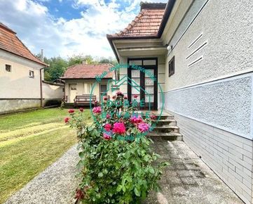Na predaj  zachovalý rodinný domček v obci Čechy