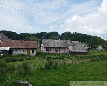 Gazdovský dom v malej obci Báčovce