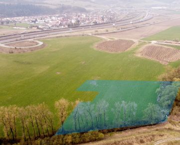 Investičný pozemok - Dolný Hričov - 10500 m2