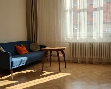 Prenájom priestranného a slnečného 4 izbového bytu - Košice, Zimná