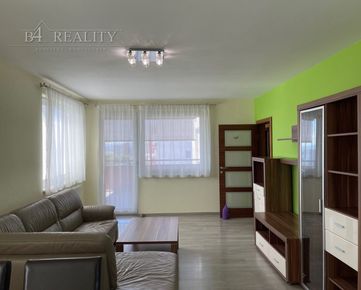 Na prenájom: slnečný 3 izbový byt s terasou, 115 m2 + 23 m2 garáž, Liptovská ul. Trenčín / Juh
