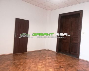 GARANT REAL - prenájom kancelársky priestor, 13 a 21 m2, Vajanského ulica, Prešov