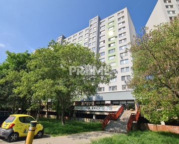Obojstranne orientovaný 3i byt, 2 x loggia, blízko Dražiak, Beňadická, Petržalka