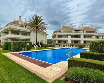 Luxusný apartmán v Španielsku-Guadalmansa-Estepona