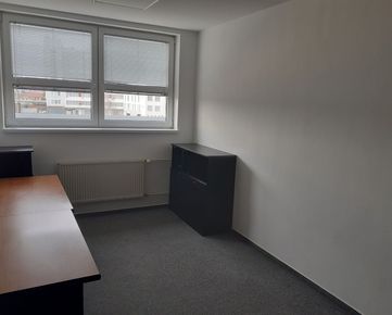 Klimatizovaná kancelária 17 m2 v Rači na Púchovskej ul.