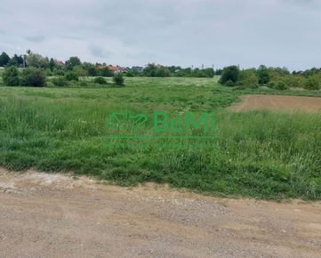 Predaj stavebný pozemok -orná pôda v Nitre  - Párovské Háje, (lokalita Lukov Dvor) ,(072-14-ERFa)