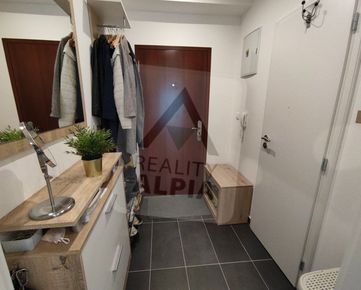 1-izbový byt s loggiou / 33 m2 / - Žilina Centrum - Rondel