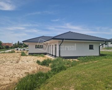DIRECTREAL|Novostavba rodinného domu na myjavských kopaniciach, na slnečnom pozemku len na skok od mesta