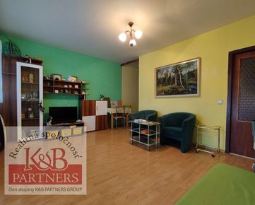 Ponúkame Vám na predaj 2-izbový byt v Trenčíne na Juhu, ulica Novomeského