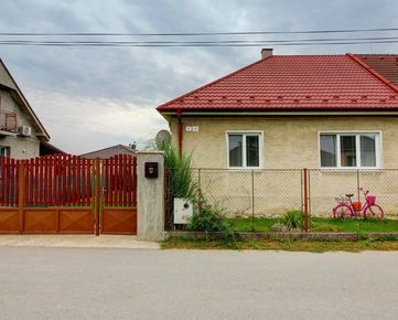 Na predaj: 2,5 izbový rodinný dom s , obec Šamorín-Šámot