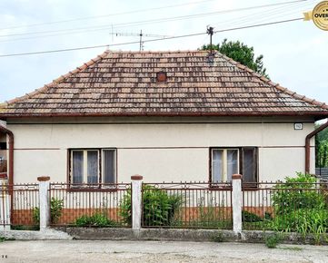 Vidiecky dom v obci Vieska s 10a pozemkom, 20 minút do BA po R7