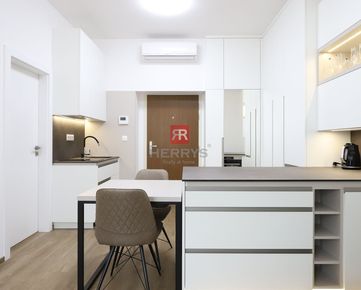HERRYS - Na prenájom útulný kompletne zrekonštruovaný 2izb byt s klimatizáciou v centre