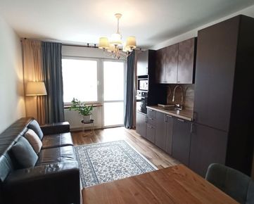 Krásny 2 izbový byt na predaj  po kompletnej rekonštrukcii, Trenčín JUH