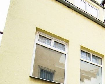 Predám 5-podlažnú polyfunkčnú budovu v centre mesta Žilina - exkluzívne
