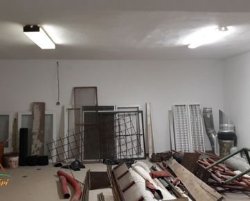 Prenájom : Skladový priestor  polyfunkčnej budovy v meste Žilina(CH10-27-ALRA)