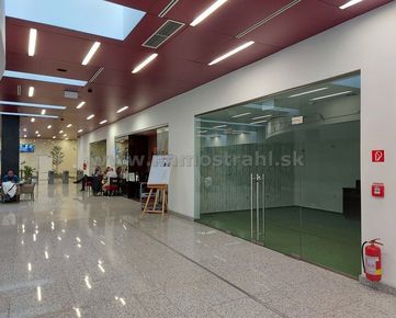 Obchodný priestor 24 m2 na prenájom v objekte Bratislava Business Center I PLUS na Plynárenskej ulici v Bratislave