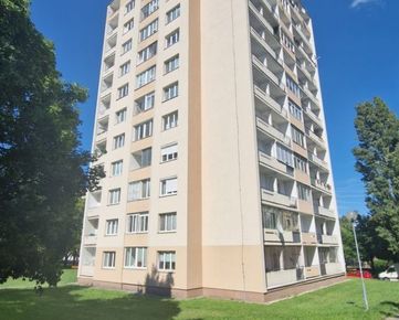Predaj 4 izbový byt, Račianská ulica, Bratislava Nové Mesto, 2x loggia, rekonštrukcia 244 990,- EUR